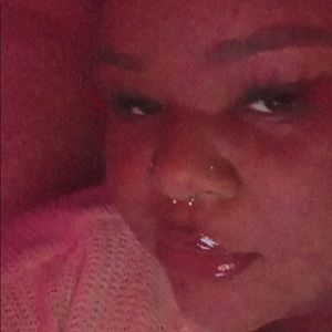 Meet your Posher, Hope